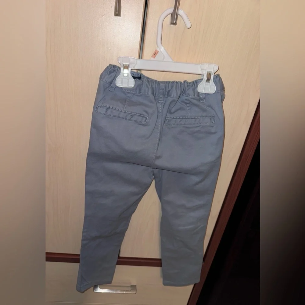 The Children’s Place Boys Gray Chino Pants Size 5T Toddler